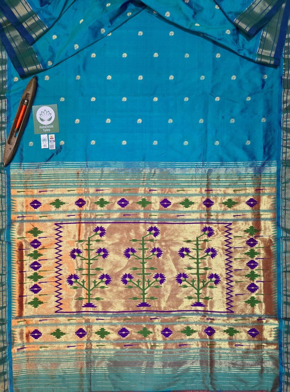 Sea Blue Asawali Charm: Framed with Baro Punja Grace