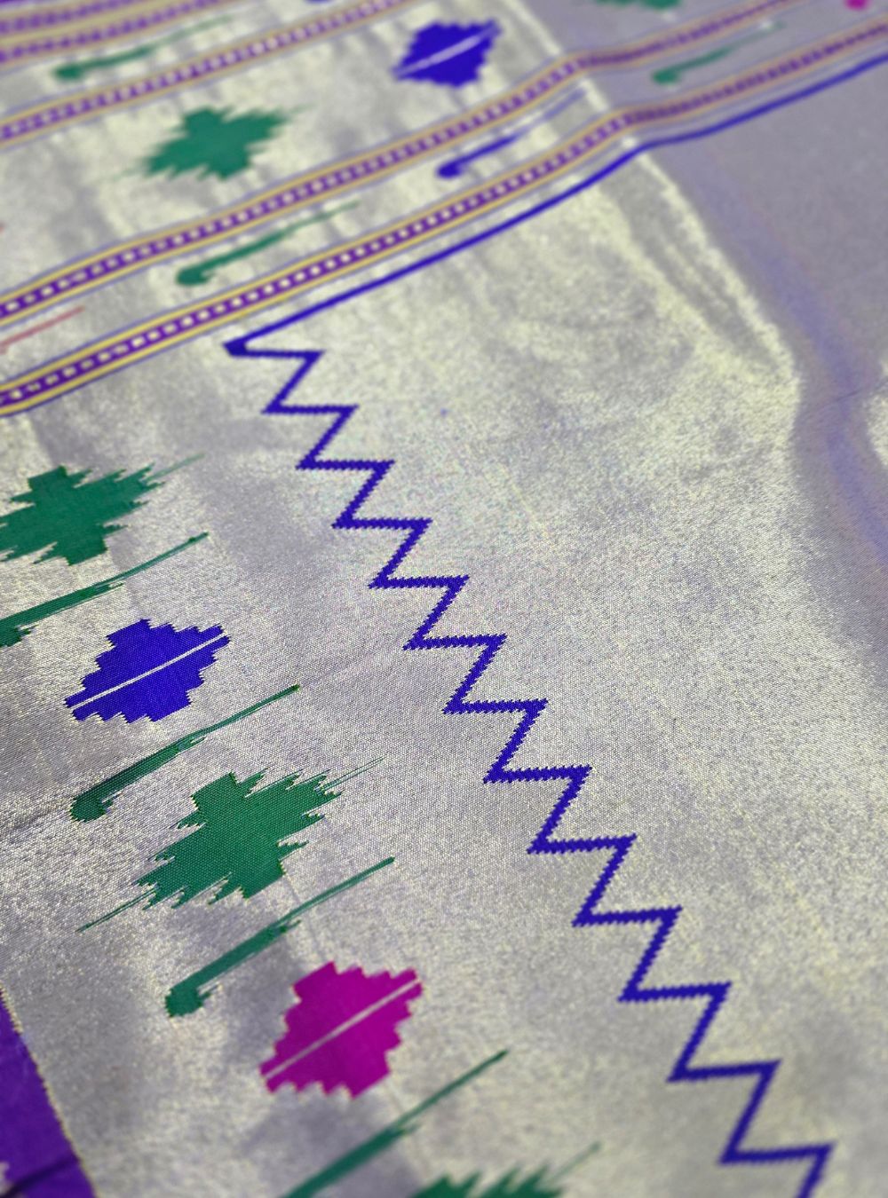 Baingani Baro Punja Charm: The Golden Stripes Paithani