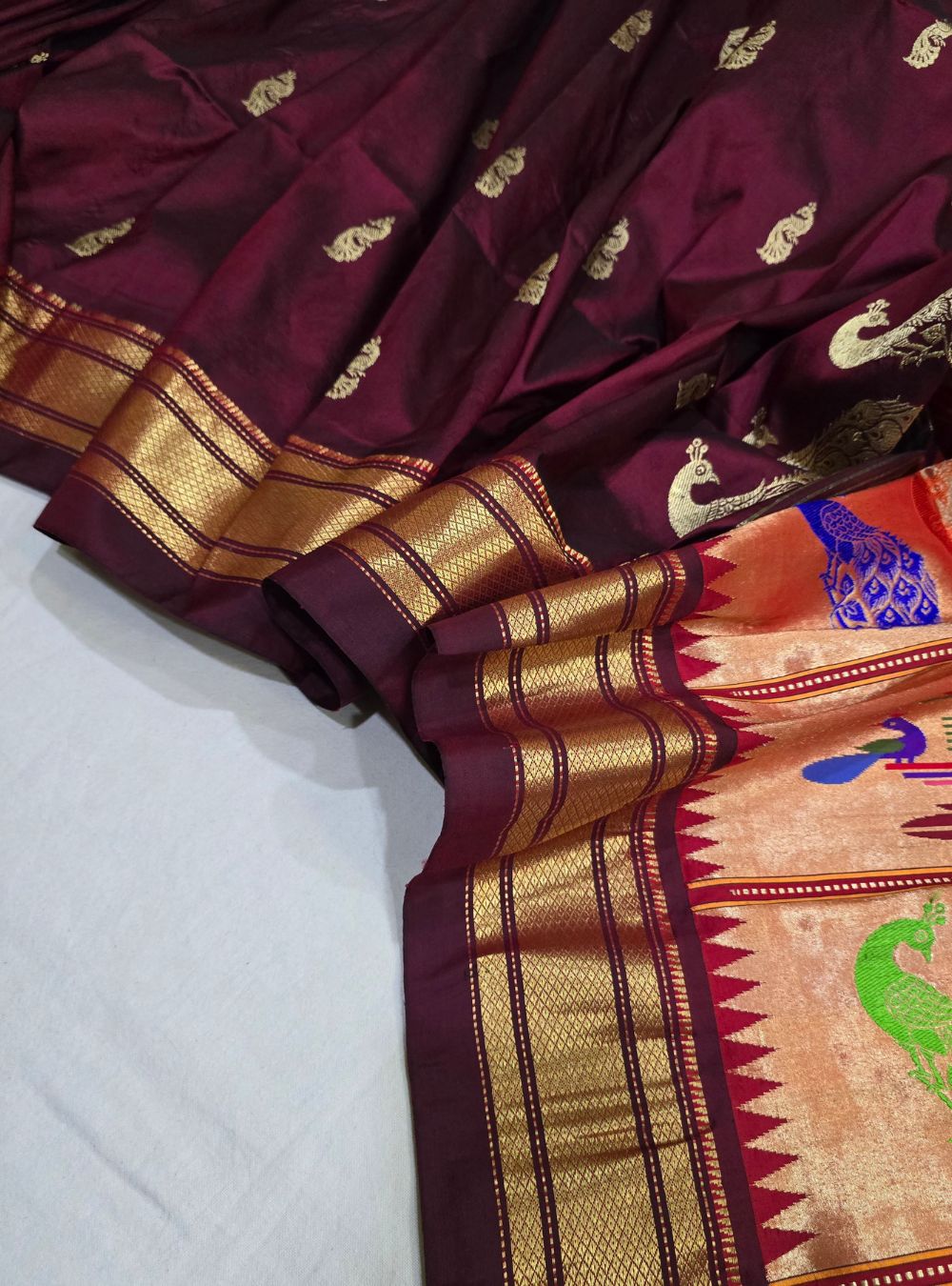 The Classic Traditional Handloom Maroon Paithani: Maharani Mandala
