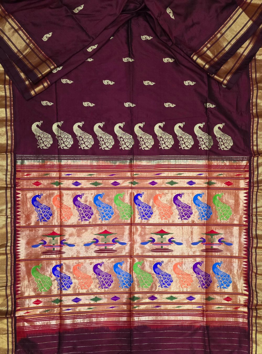 The Classic Traditional Handloom Maroon Paithani: Maharani Mandala