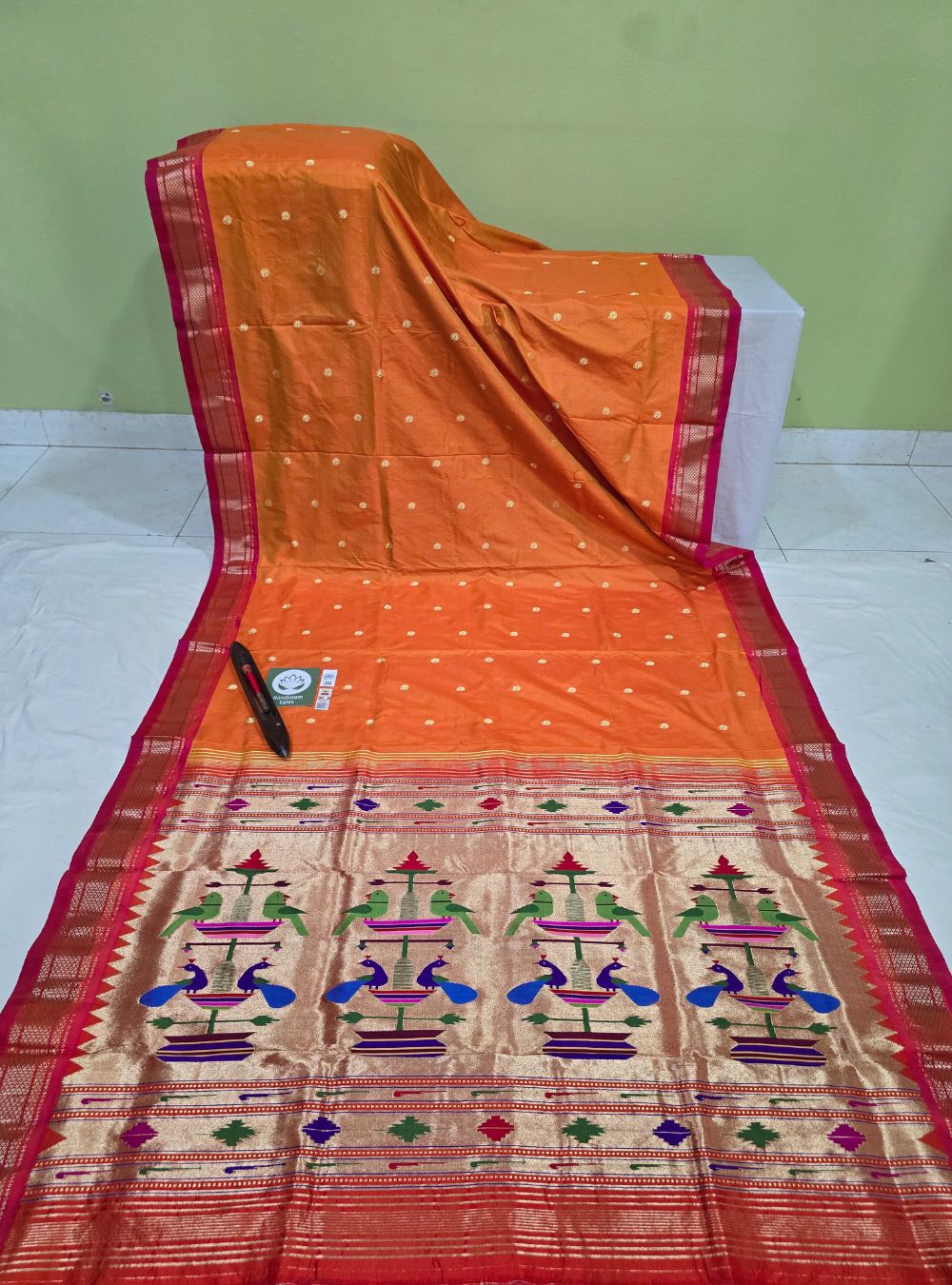Orange with Pink border- Mor Popat Elegance: Traditional Manchali Paithani