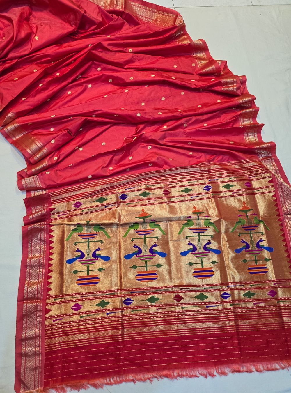 Peach and Orange Mor Popat Elegance: Traditional Manchali Paithani