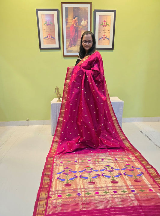 Mor Popat Elegance: Traditional Manchali Paithani - Red