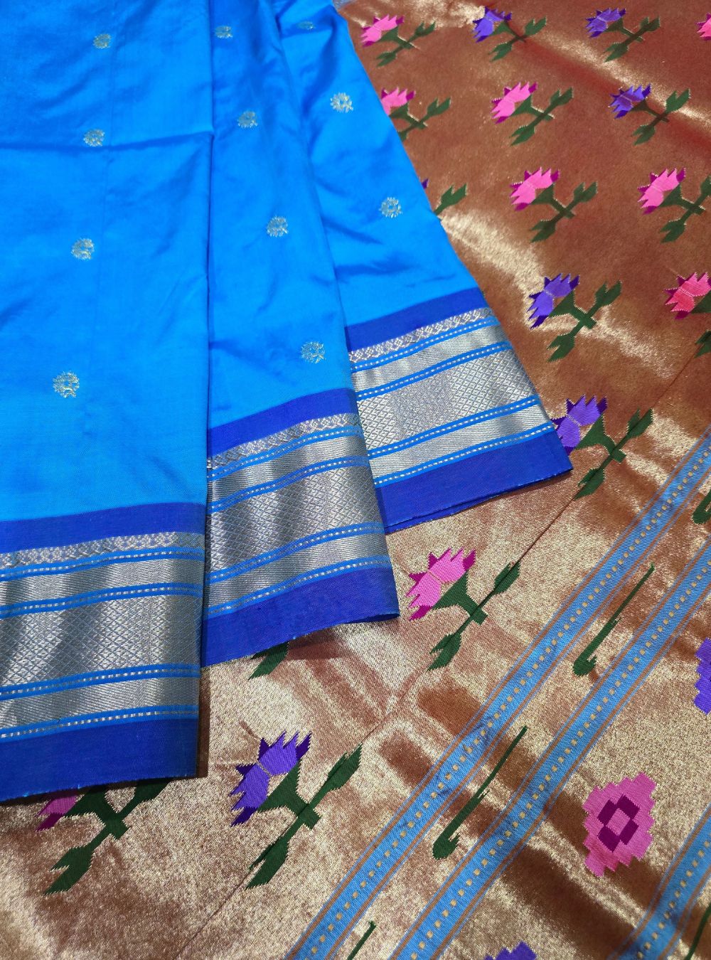 The Timeless Classic Aswali Pattern Paithani