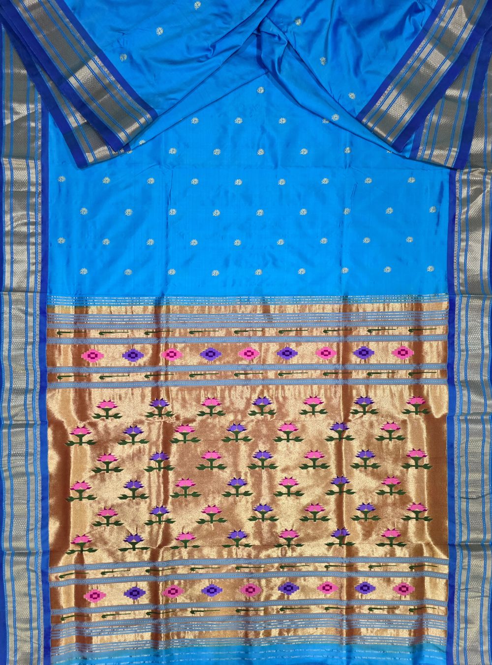 The Timeless Classic Aswali Pattern Paithani
