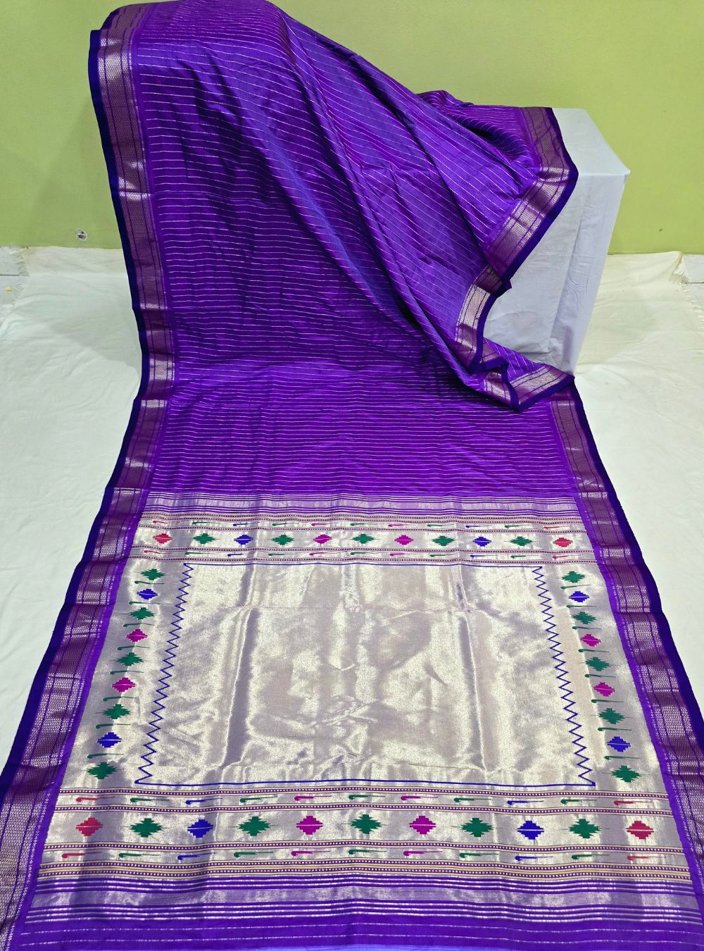 Baingani Baro Punja Charm: The Golden Stripes Paithani