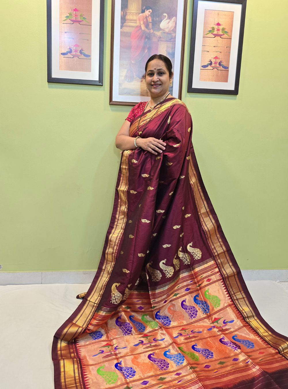 The Classic Traditional Handloom Maroon Paithani: Maharani Mandala